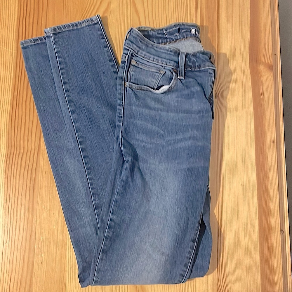 Levi’s High Rise Skinny Jeans Size 25